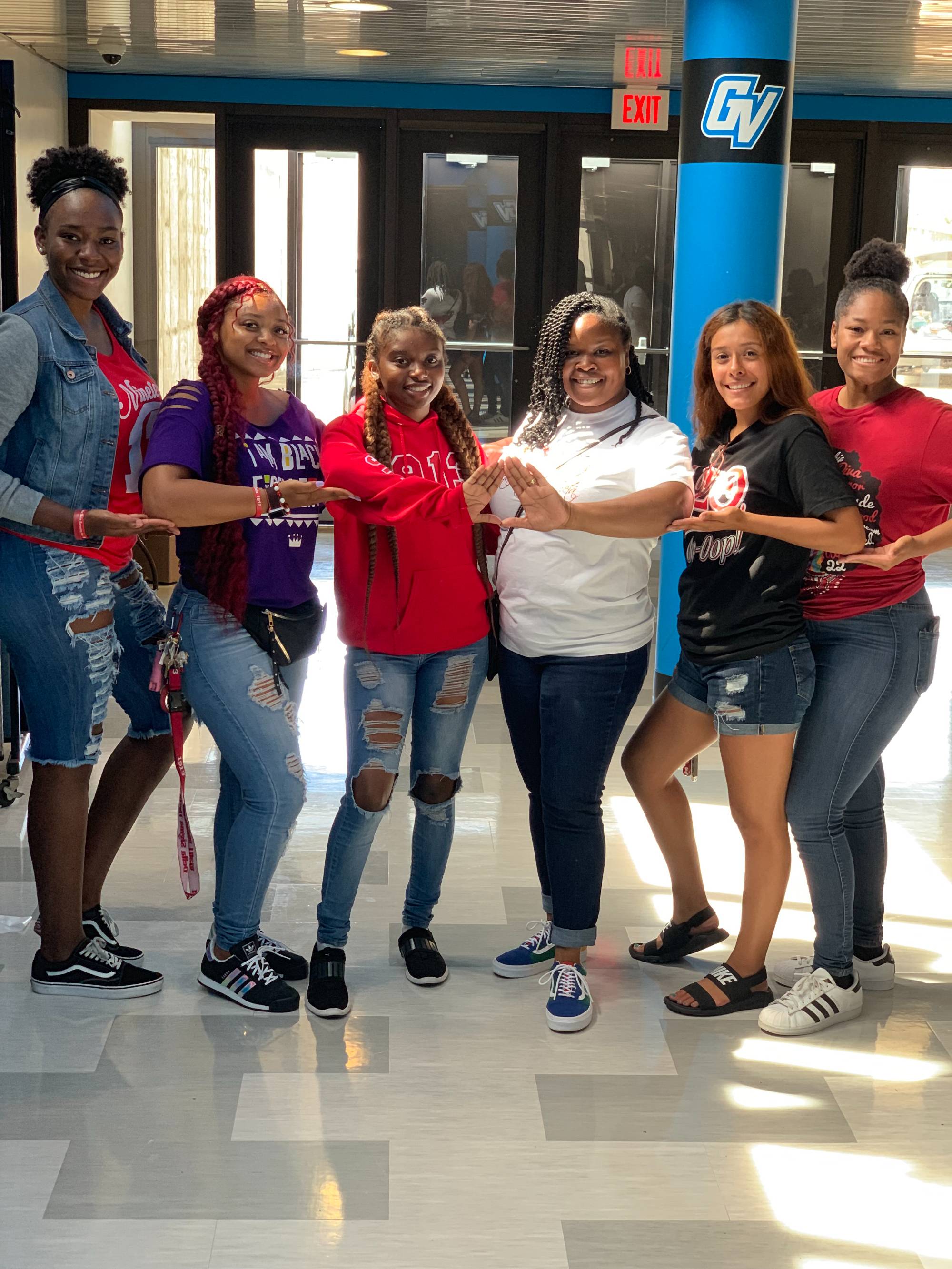 A group of women in Delta Sigma Theta